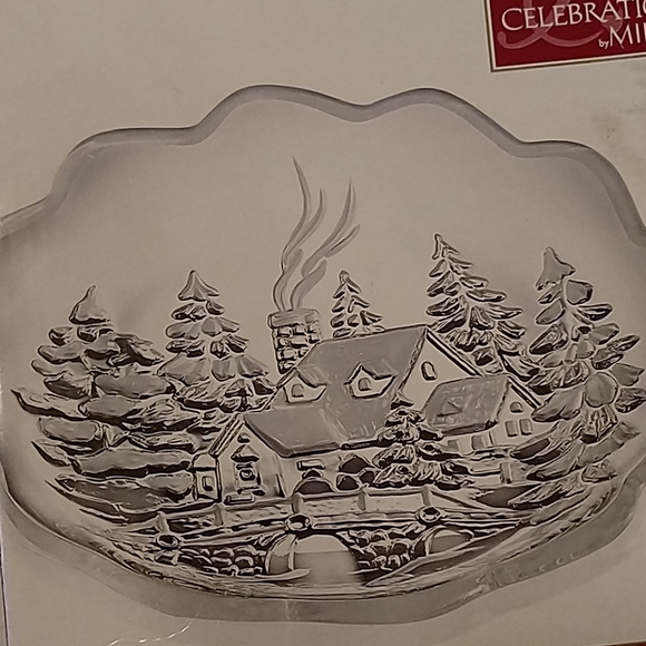 Celebrations by Mikasa winter candy dish - Picture 5 of 5